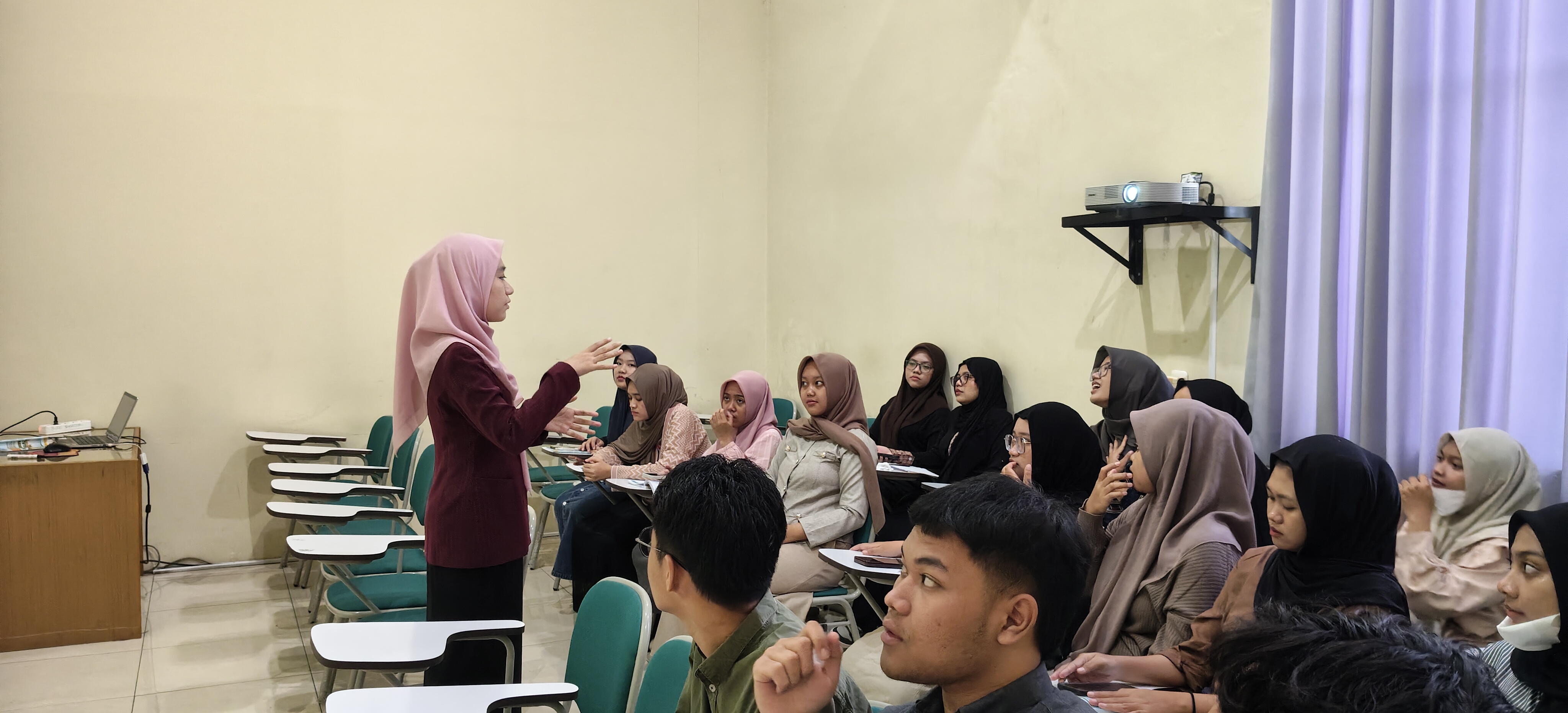 Kelas Tutorial Reguler 2
